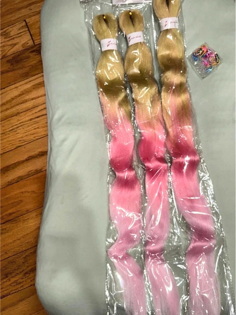 Pre Stretched Braiding Hair 30 Inches PINK 3 Pack